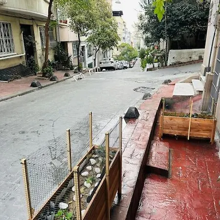 Luxury In Taksim Square *